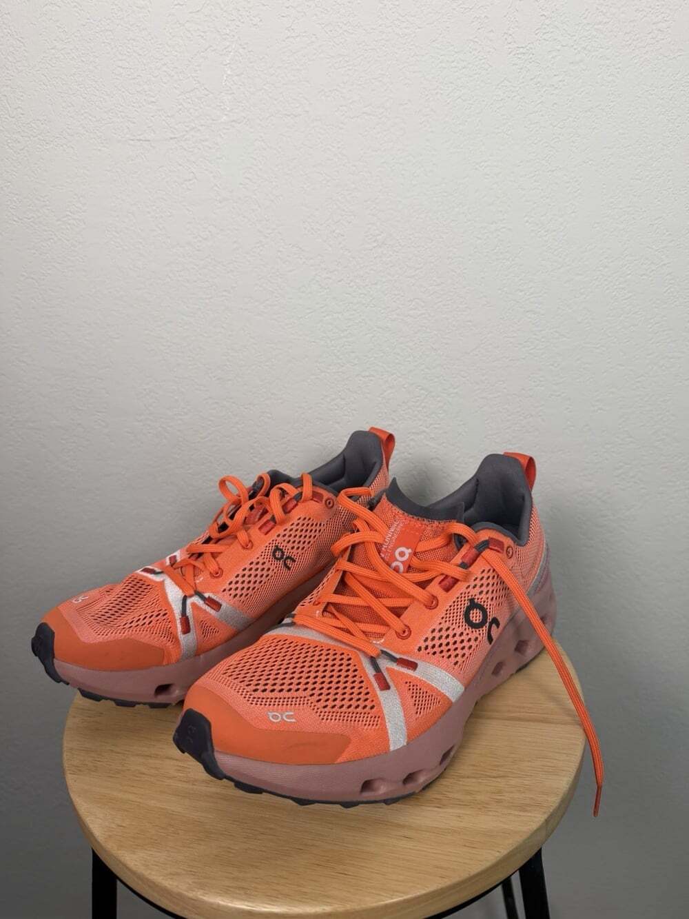 On Cloudsurfer Trail running shoes bright flame-orange Women’s 9.5 Workout Run